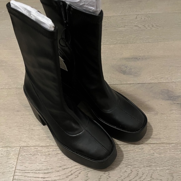 zara vegan leather boots - Picture 3 of 10
